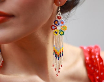 Boucles d'oreilles indigènes, Boucles d'oreilles arc-en-ciel Peyotl Boho, Boucles d'oreilles amérindiennes, Boucles d'oreilles lumineuses et colorées, Fait main