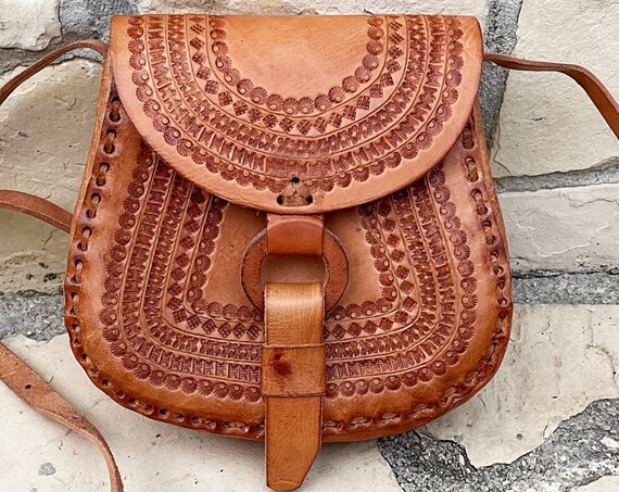 Engraved Bohemian Purse, Native American Bag, Boho Leather Purse, Rustic Leather Bag, Handmade Bag, Indigenous Made | Biulu Artisan Boutique