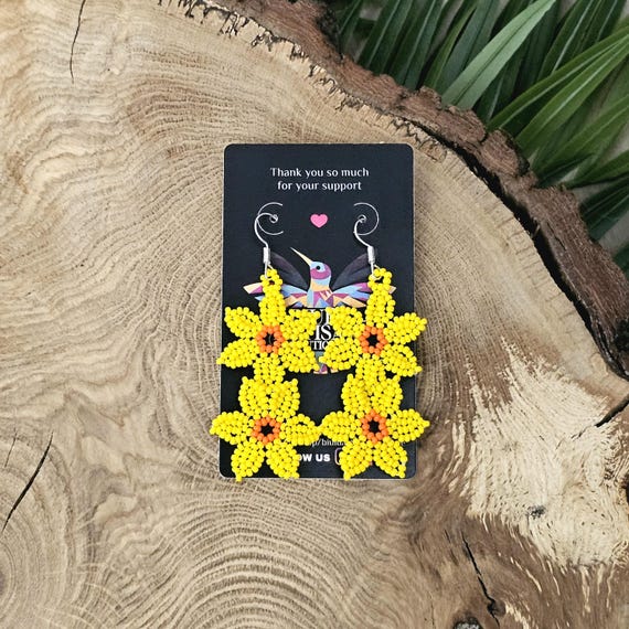 Flowers on a Vine Earrings, Beaded floral art, Yellow Earrings, Native American Beaded Earrings, Mexican Indigenous art,Seed Bead Earrings