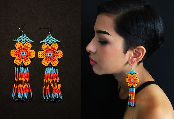 Huichol Earrings, Huichol Jewelry, Mexican Beaded Earrings, Light Orange Florette Earrings, Beaded Dangle Earrings, Traditional Beadwork