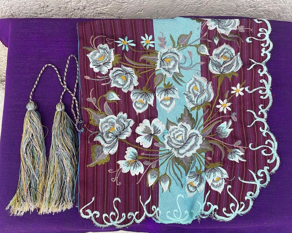 Blue Flower Shawl, Bohemian Cape Shawl, Embroidered Flower Shawl, Boho Mexican Flower Shawl, Handloomed Shawl, Purple, Indigenous Handmade