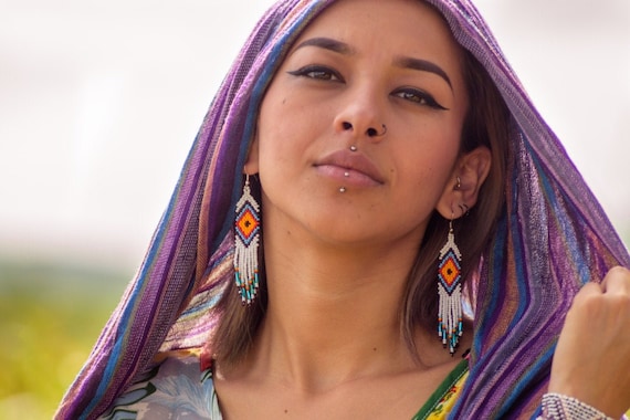 White Brick Stitch Earrings w/ Ojo de Dios, Huichol Earrings, Native American Earrings, Tribal Earrings, Traditional Beadwork, Authentic