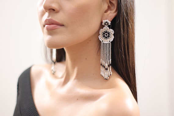 Beaded Flower Earrings w/ Posts, Boho Beaded Earrings, Native American Beaded Earrings, Indigenous Made, White Gray, Huichol Jewelry