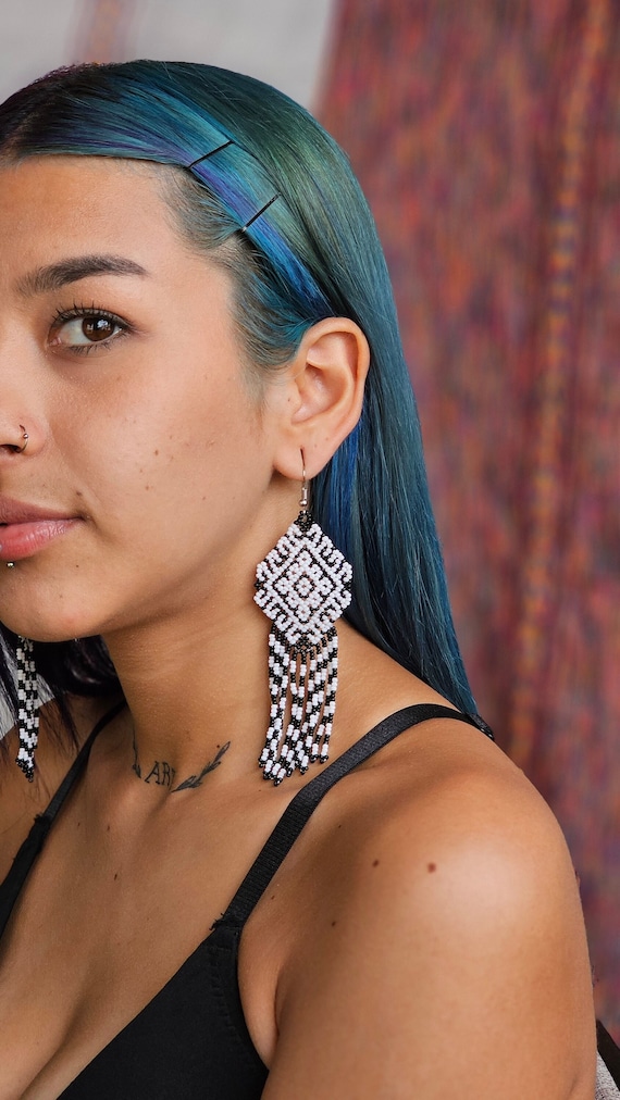 Huichol Tribal Earrings, Aztec Pattern Earrings, Beaded Huichol Earrings, Black and White Beaded Earrings, Native Mexican Earrings