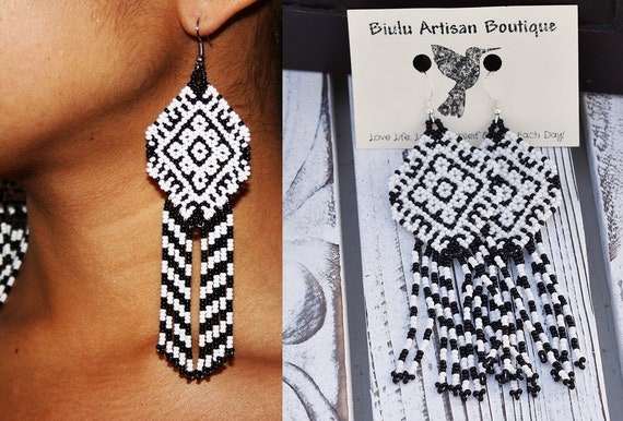 Huichol Tribal Earrings, Aztec Pattern Earrings, Beaded Huichol Earrings, Black and White Beaded Earrings, Native Mexican Earrings