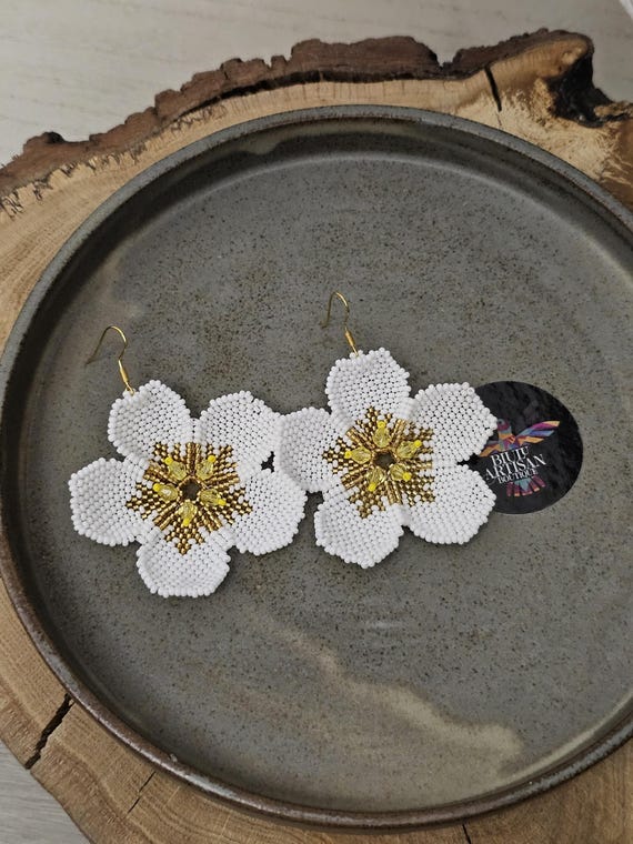 Handmade Beaded  White and Golden Flower Earrings, Statement Jewelry, Wedding Earrings