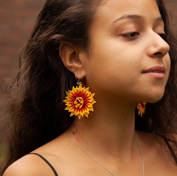 Hypoallergenic Flower Earrings, Yellow Boho Earrings, Native American Style Beaded Earrings, Huichol Earrings, Seed Bead Earrings