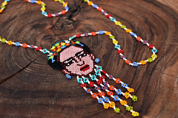 Indigenous Woman Beaded Necklace with Florets, Native American Beaded Necklace, Native Mexican Huichol Necklace, Statement Necklace