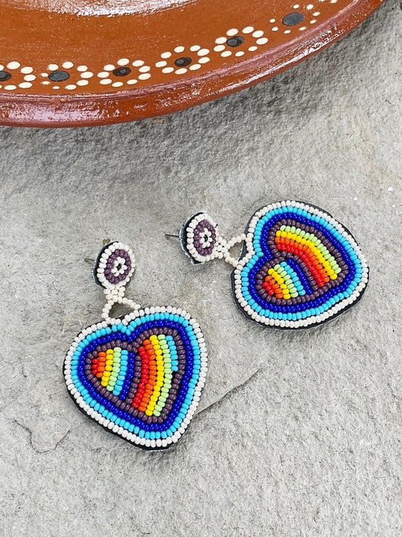 Boho Heart Earrings, Beaded Heart Earrings, Earrings with Posts, Native American Beaded Earrings, Beaded Boho Earrings, Small Hearts