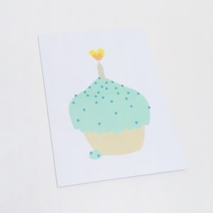 Birthday card, Cupcake greeting - Green