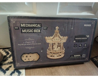 ROKR Romantic Carousel 3D Wooden Puzzle Mechanical Music Box DIY Model Kit AMK62