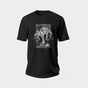 Mens Marine graphic tee, Loose fit octopus Tshirt, Man Sea creature Top, Intelligence Mythology T Shirt