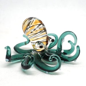 Hand Blown Glass Octopus Figurine: Green Coastal Decor