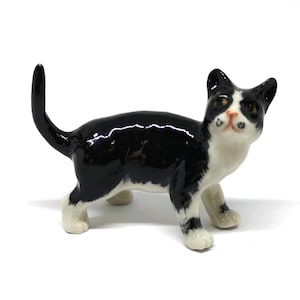 ZOOCRAFT Porcelain Black Cat Figurine Handmade Dollhouse Miniatures Ceramic Pottery - Home Decor Personalized Gift