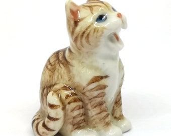 ZOOCRAFT Tiger Cat Figurine Ceramic Smiling Orange Handicarfted Dollhouse Miniatures - Home Decor Personalized Gift