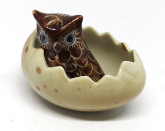 ZOOCRAFT Ceramic Figurine Craft Miniature Collectible Brown Owl in Egg Zoo Animal Figure