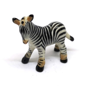 ZOOCRAFT Zebra Figurine Ceramic Gift Collectibles Hand Painted Terrarium Garden Decor