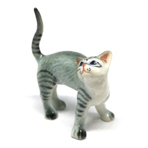 ZOOCRAFT Ceramic Cat Figurine Miniatures Stretching Gray Pet Lovers Collectibles Hand Painted Animal Poecelain