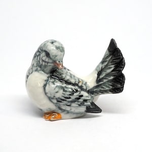 ZOOCRAFT Hand-Painted Ceramic Dove Figurine Gray - Detailed Collectible Home Decor Personalized Gift for Bird Lovers and Collectors