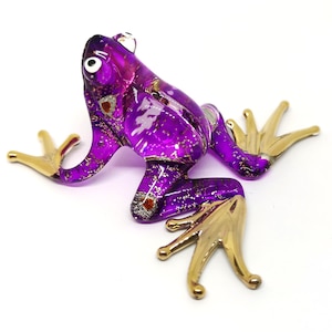Hand Blown Glass Purple Frog Figurine: Garden Decor
