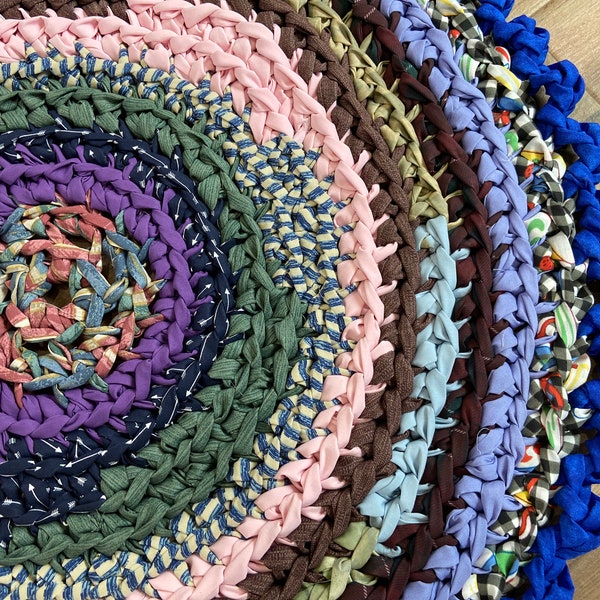 Rag Rug, Multicolored 27" Crocheted Round Rag Rug, Nursery Rug, Cottage Chic Decor, Shabby Chic Decor, Crochet Rag Rug, Rag Rug