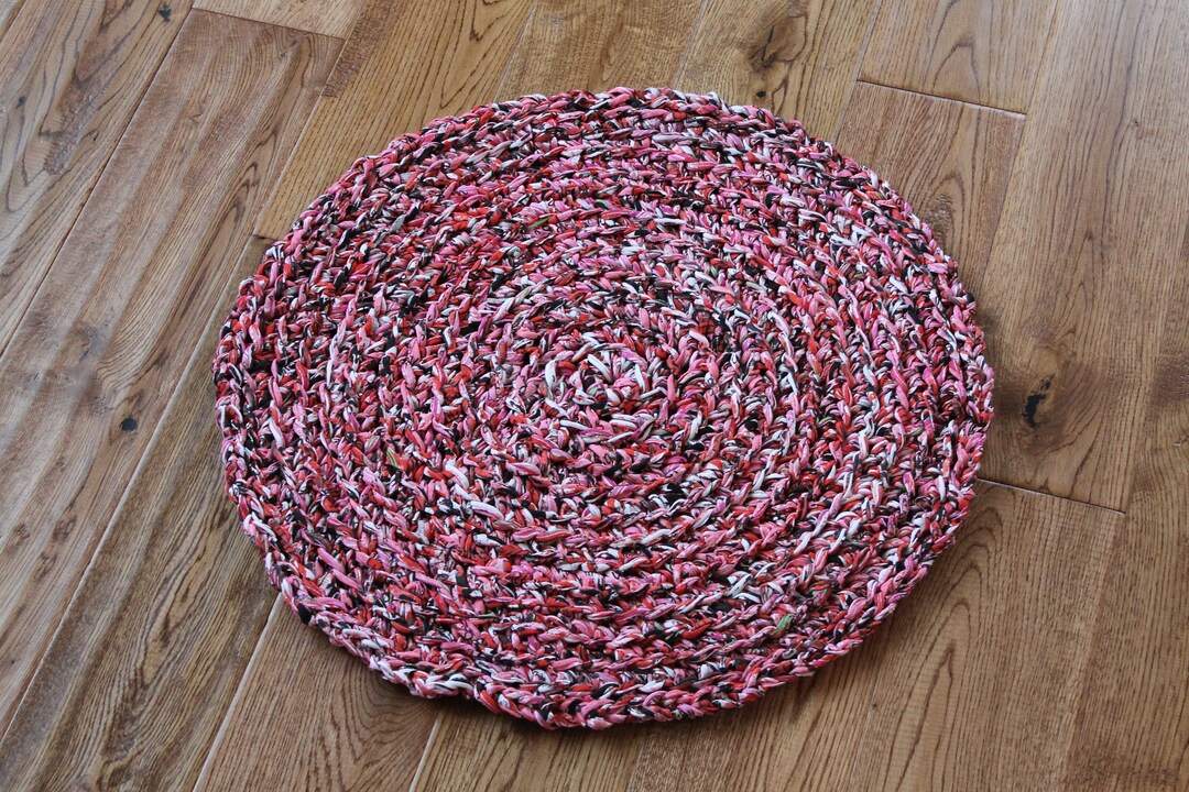 Rag Rug, Pink and White Rag Rug, 20 Small Round Rag Rug, Table Setting