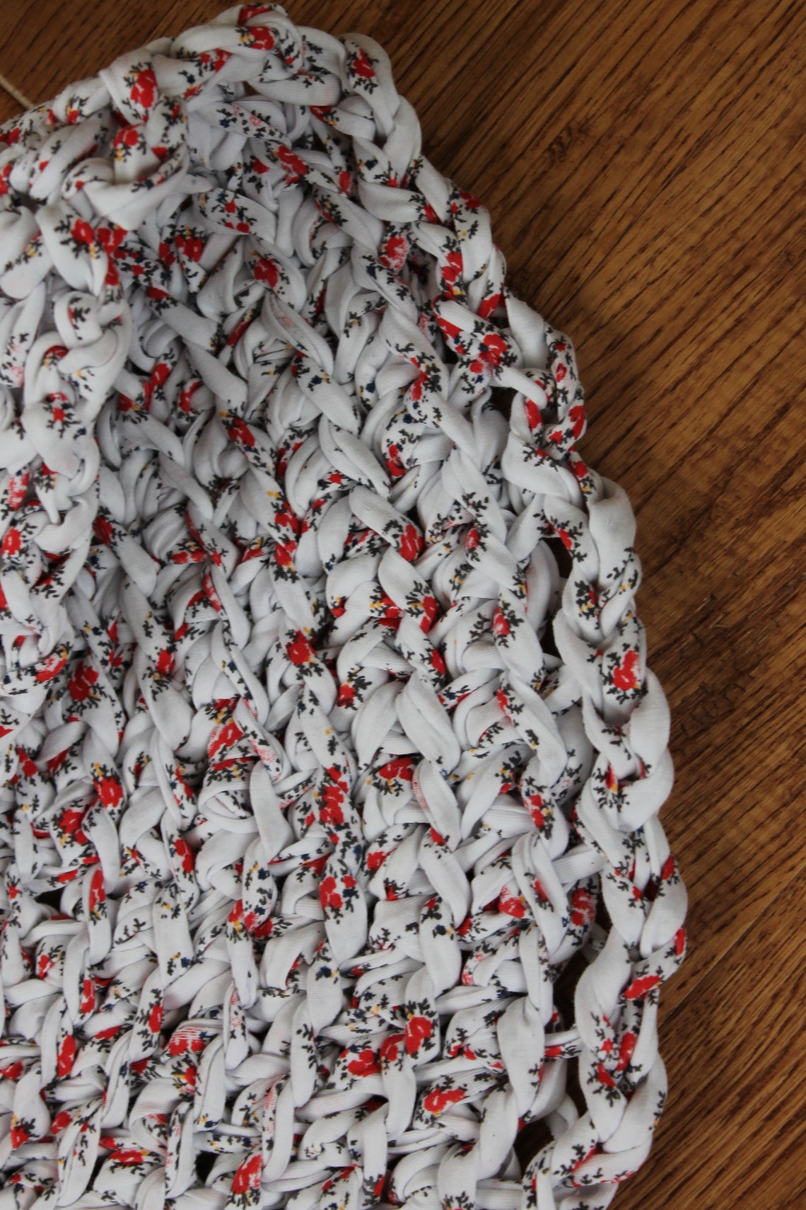 Rag Rug White and Red 20.5 Crocheted Round Rag Rug Pet Etsy
