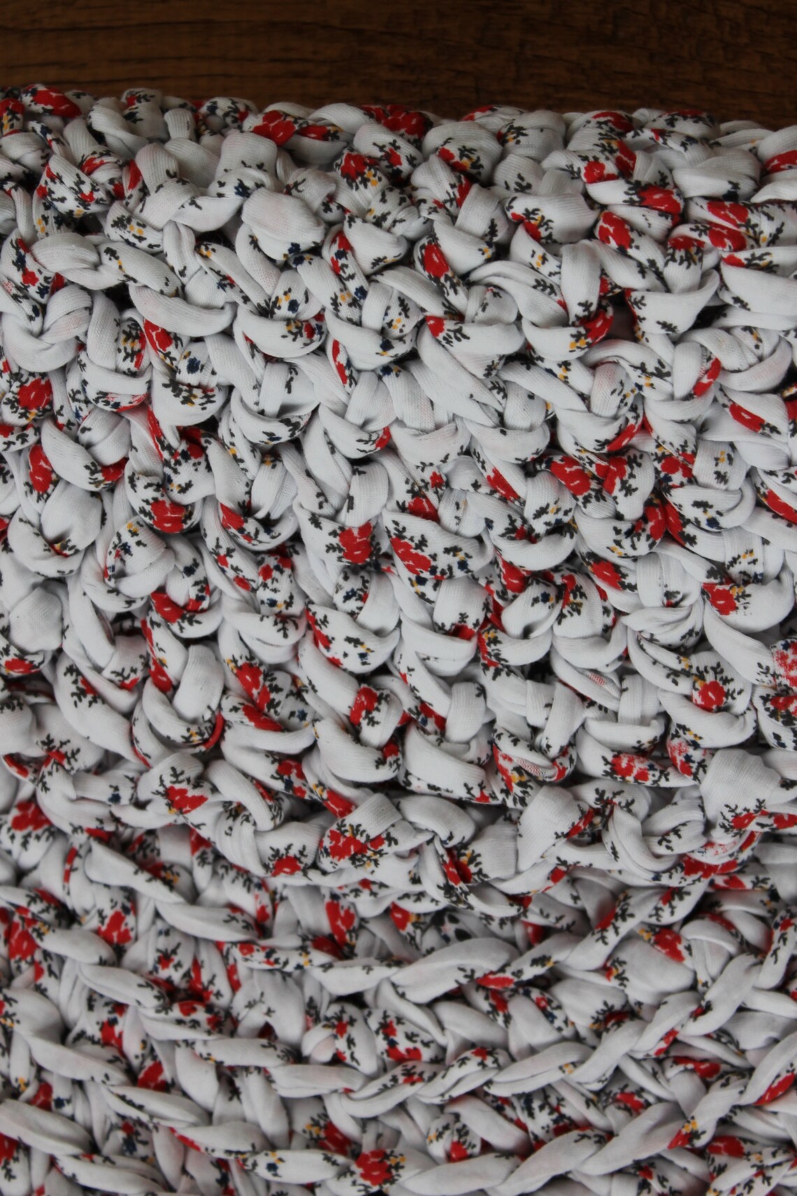 Rag Rug White and Red 20.5 Crocheted Round Rag Rug Pet Etsy