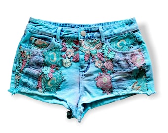 Hand dyeing Denim cutoff shorts / Capri denim shorts  / 27 W Medium