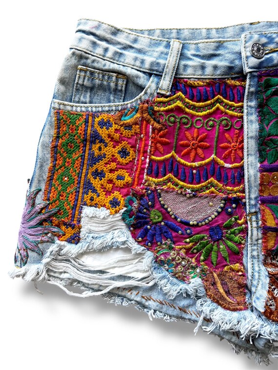 Denim cutoff shorts / Embroidered denim shorts / M… - Gem