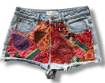 Reworked High waisted Denim shorts / embroidered Patched Jean shorts  / Medium W27