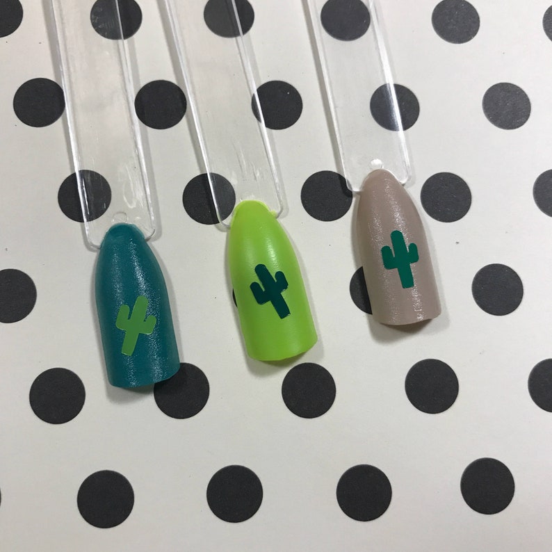 40 Examples Of Feather Nail Art Southwest Nails Feather Nail