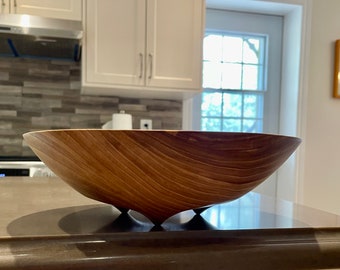 White Elm Bowl with feet - beautiful small (9.5" diam) White elm bowl with carved feet