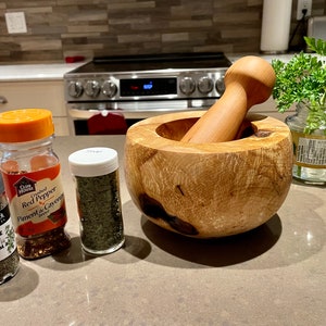 Maple Mortar and Pestle beautiful handmade medium/large Curly Maple mortar and pestle image 6