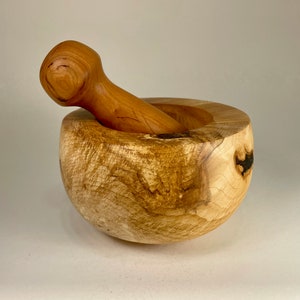 Maple Mortar and Pestle beautiful handmade medium/large Curly Maple mortar and pestle image 3