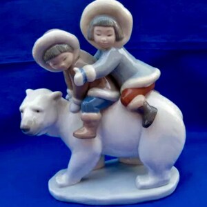 Vintage Lladro “eskimo Riders”. #5353. Great Condition. Very