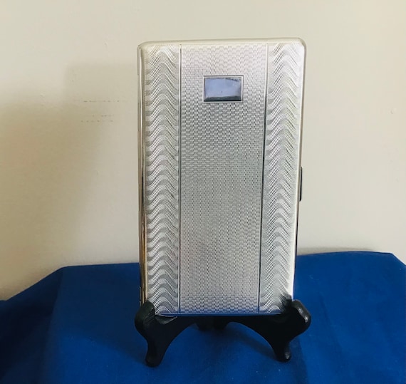 Cigarette Case Silver Tone Metal by Har-bro. Era 1950's. Made in England