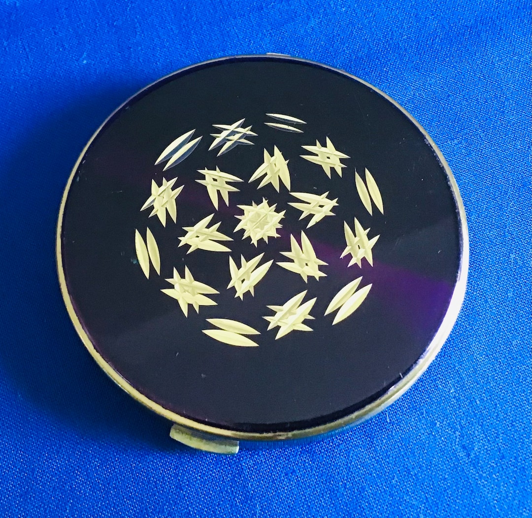 Powder Compact. Mirror. Era 1950’s. European. Collectors Piece. Strong ...