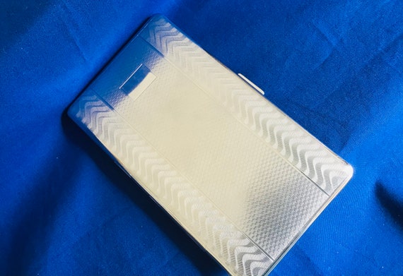Cigarette Case Silver Tone Metal by Har-bro. Era 1950's. Made in England