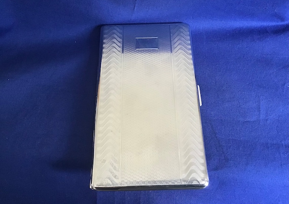 Cigarette Case Silver Tone Metal by Har-bro. Era 1950's. Made in England