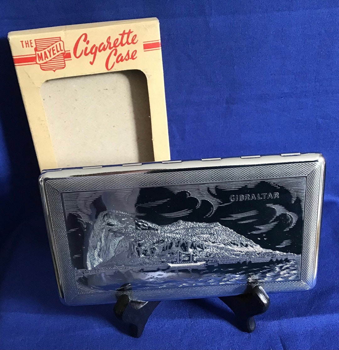 Vintage Cigarette Case. Gibraltar. mayell. Made in England. Era 1940s