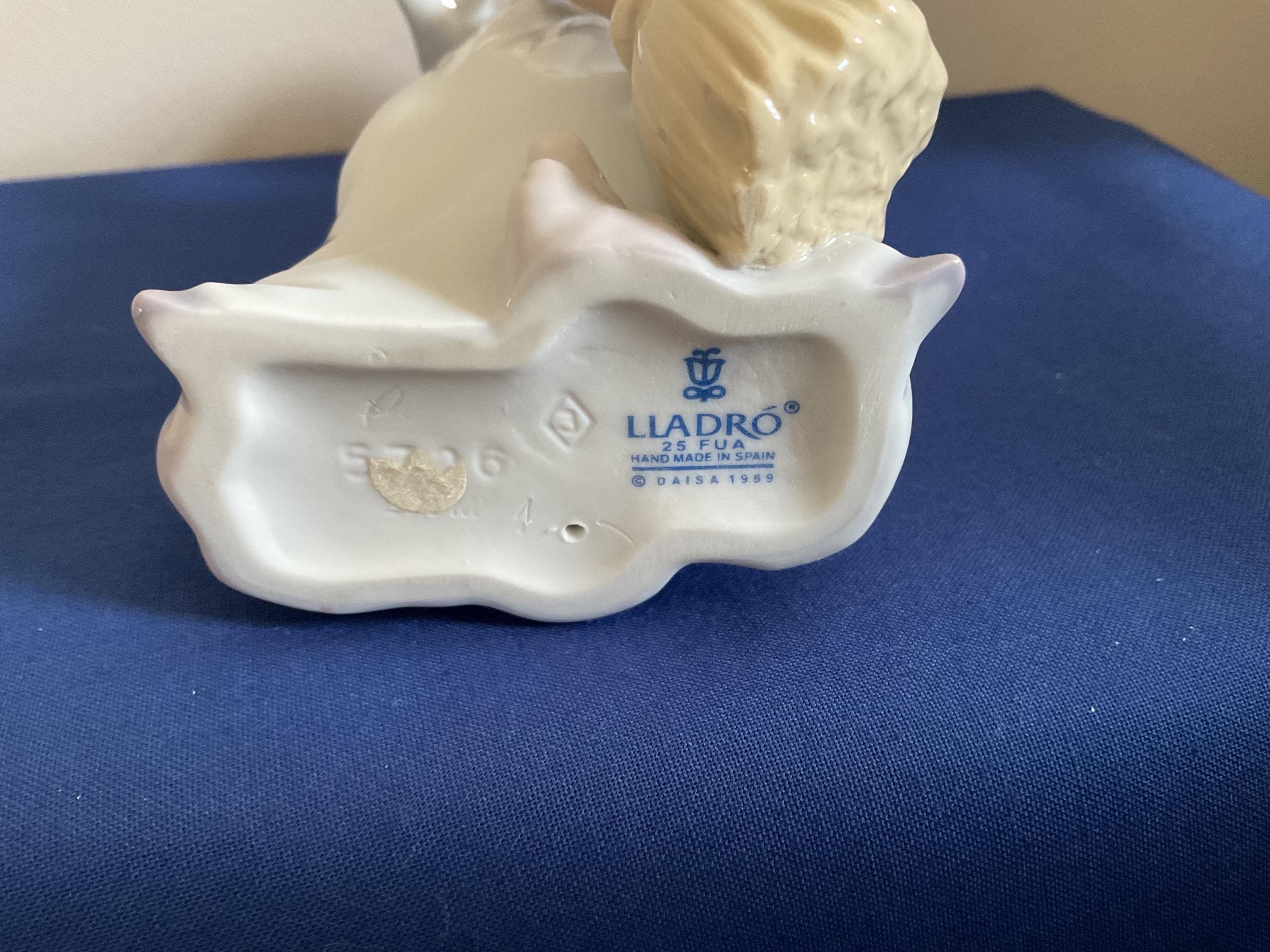 Lladro Angel. Sweep Away the Clouds.05726 BOXED - Etsy