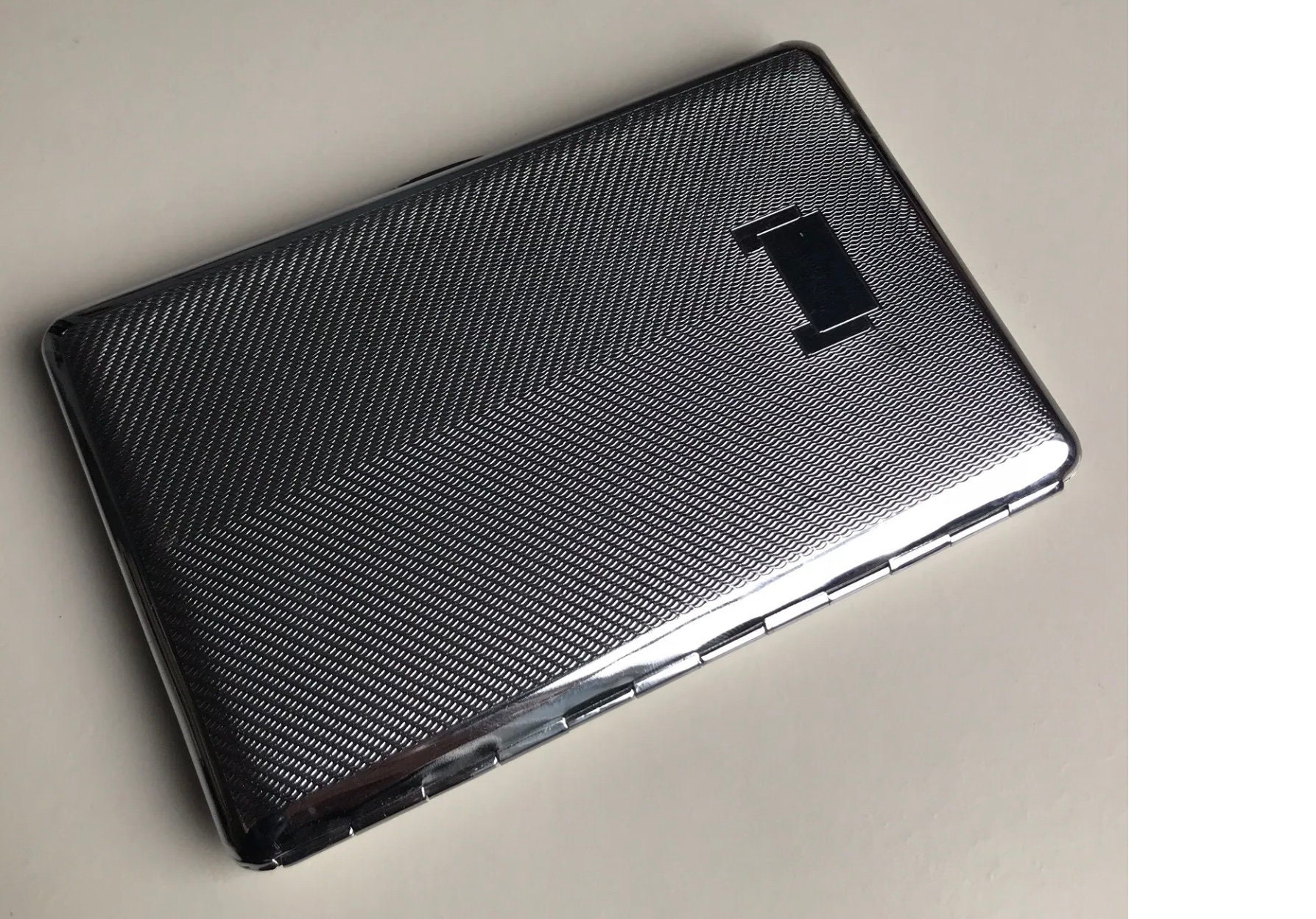 tallent cigarette case Tallent Mens Cigarette Case. Chrome. Retro. 1960’s. Great condition.  Collectible