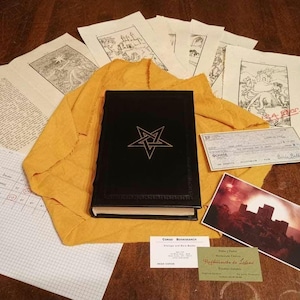 The Necronomicon Edition - Die Neun Tore des Königreichs der Schatten Prop Replica