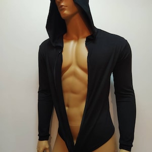 Body con perizoma e cerniera a doppia via, maglietta a maniche lunghe con cappuccio, intimo, perizoma completamente aperto tramite chiusura sul retro.