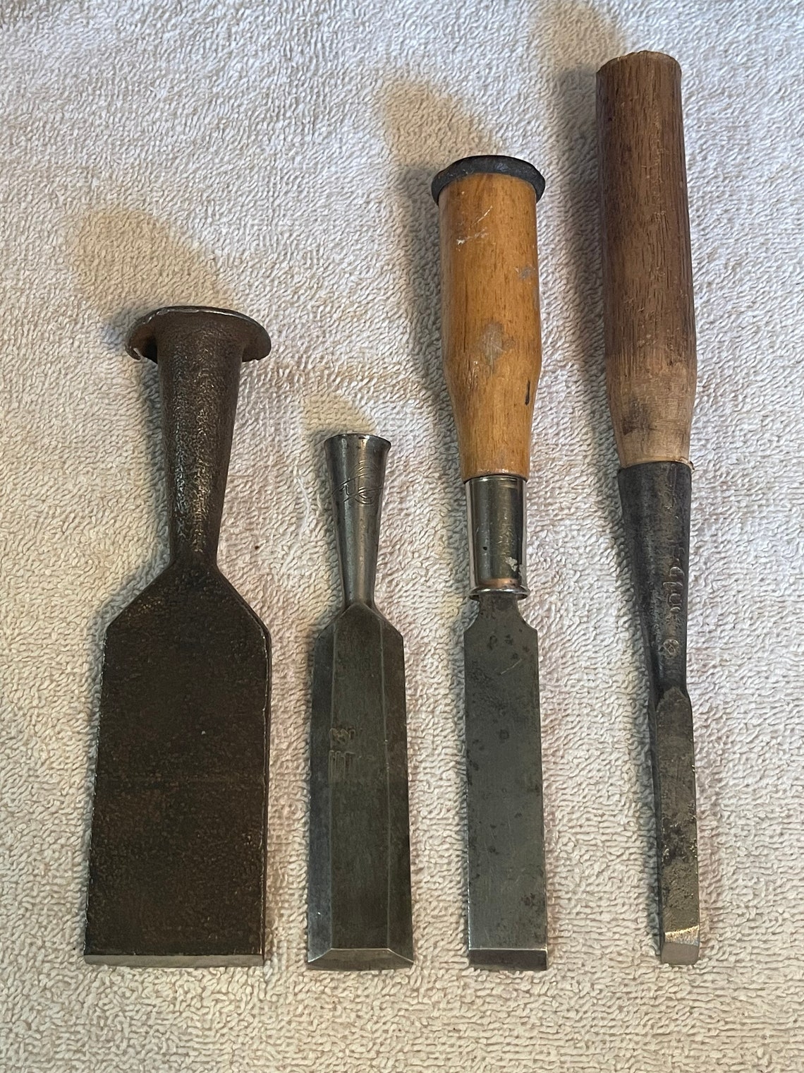 4 Vintage Woodworking Chisels Etsy
