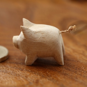 Handmade Hand Carved Natural Little Wooden Pig for Crafts, Home Decor Colouring image 2