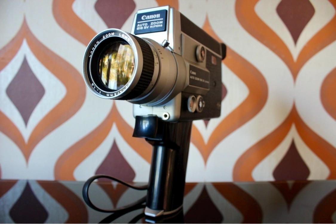 Canon Auto Zoom 518 Sv Super 8 Cine Film Camera - Fully Working