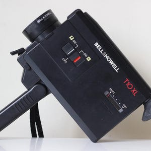 Bell & Howell T 10 XL Professionally SERVICED and Fully Functioning Super 8 Camera