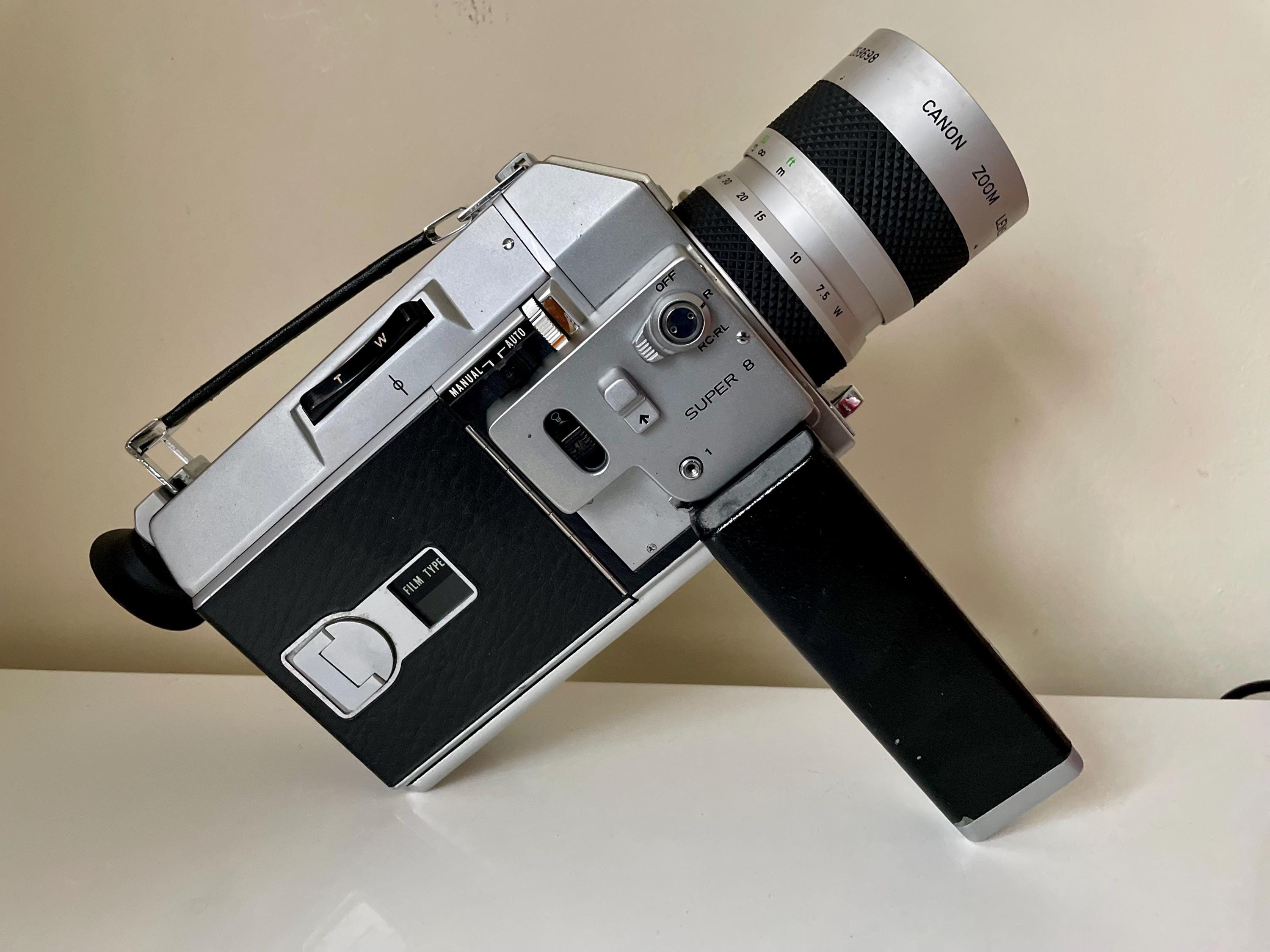 Canon Auto Zoom 814動作品／ビンテージ 8mm カメラ 動作品 Canon Auto Zoom 814 Electronic Super 8 Movie Camera (AS-IS, INOP